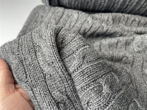 Kabelstrikket uld - flot klassisk grå